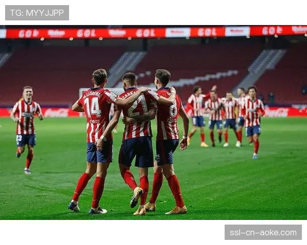 暴雨致马竞对阵塞维利亚比赛中断一小时